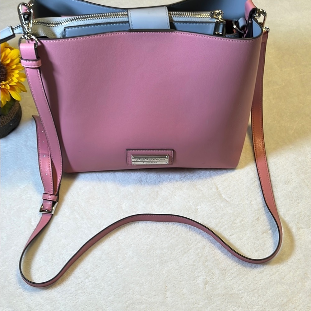Jones New York Pink and Gray Shoulder Bag with Modern Elegance